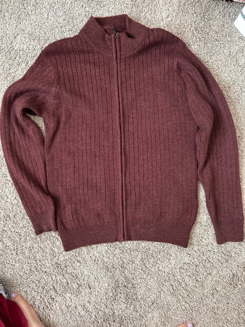 Men's Zip-Up Ribbed Sweater Jacket in Maroon